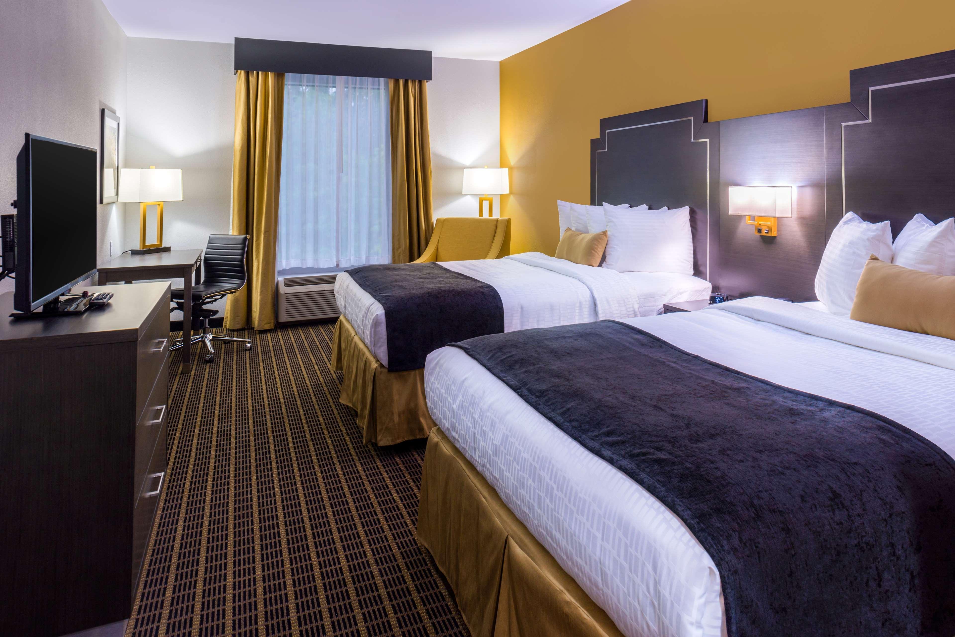 Best Western Plus Regency Park Walker Extérieur photo