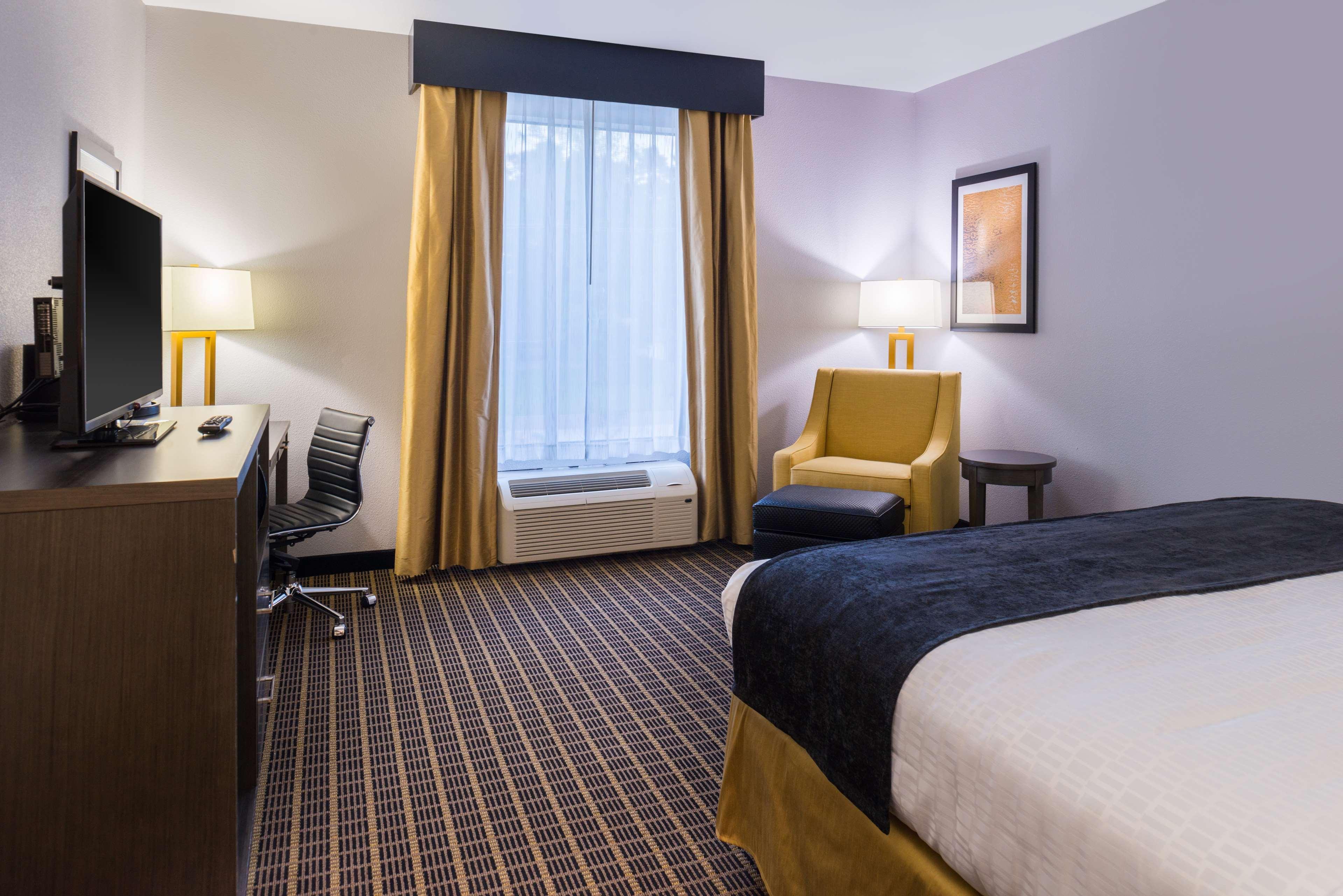 Best Western Plus Regency Park Walker Extérieur photo
